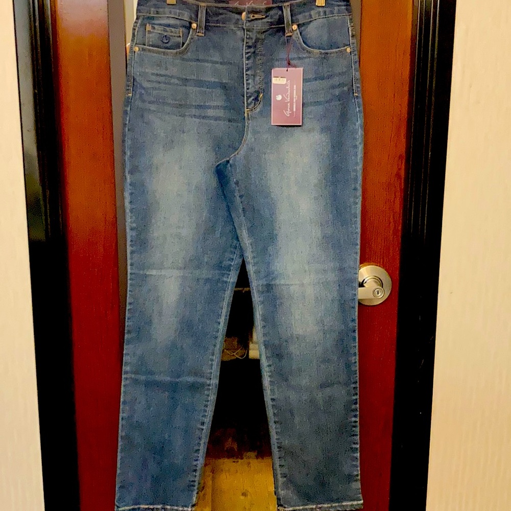 Slim leg jeans